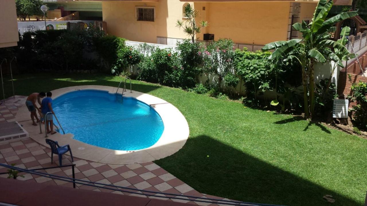 Beautiful Apartment In Third Line Beach Boliches Fuengirola Buitenkant foto
