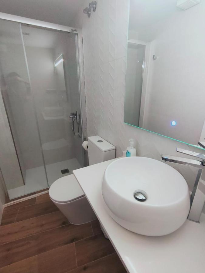 Beautiful Apartment In Third Line Beach Boliches Fuengirola Buitenkant foto